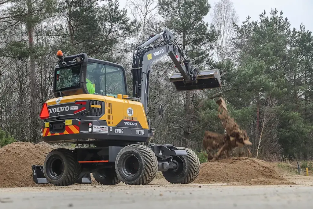 Volvo Compact Excavators EW60E